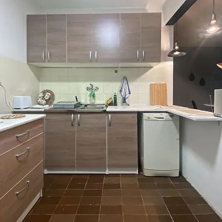 Terrace Vista Apartment *